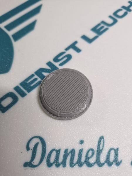 Zündapp Kettenkasten Verschlussgummi mit Flügelwappen in Grau 432-14.117 TPU